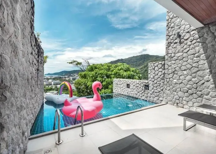 Patong Villa: Oceanview Pool Villa with Thai Hospitality
